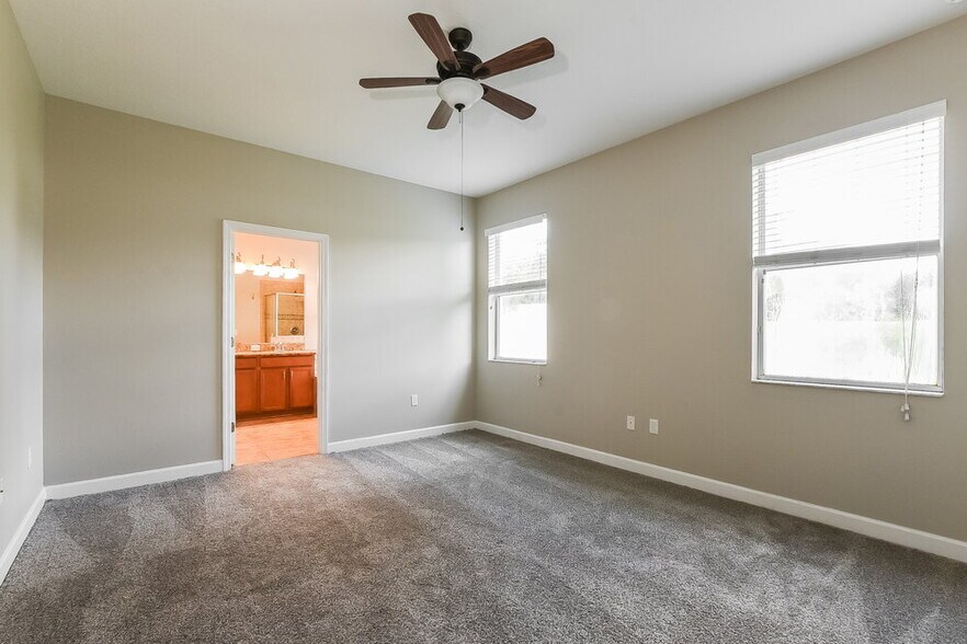 Building Photo - 4723 Coppola Dr