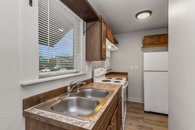 Building Photo - Cute 1 bedroom close to everything in Everett