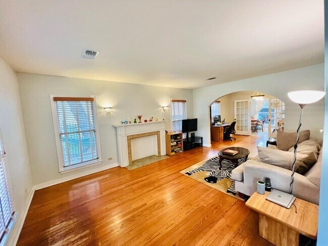 Building Photo - 2514 Southgate Blvd