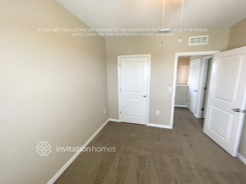 Building Photo - 16914 Secret Meadow Dr