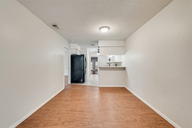 Building Photo - 1817 Crooked Ln