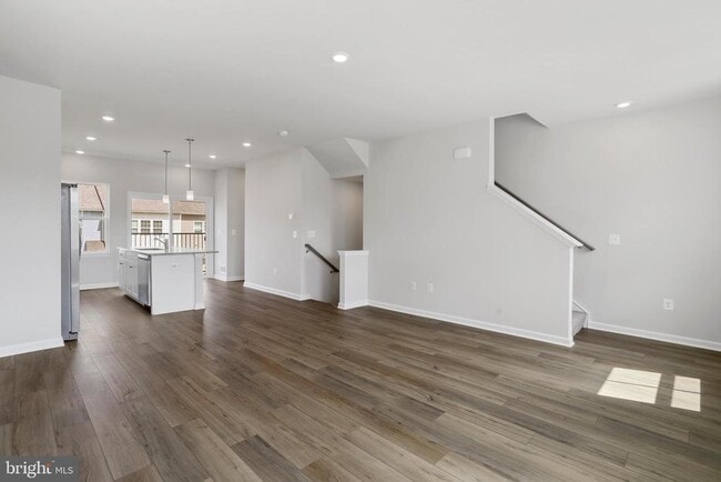 Building Photo - 131 Kinkade Ct