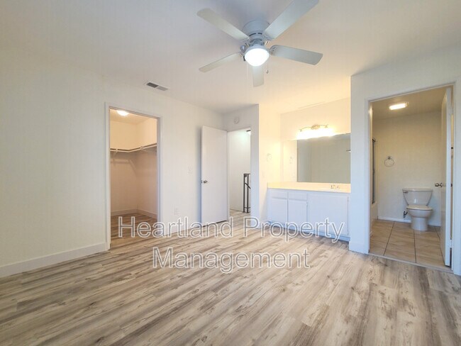 Building Photo - 1170 Decker St