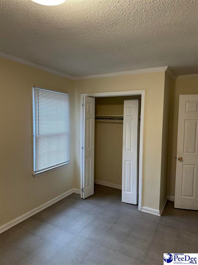 Building Photo - 713 Georgetown St