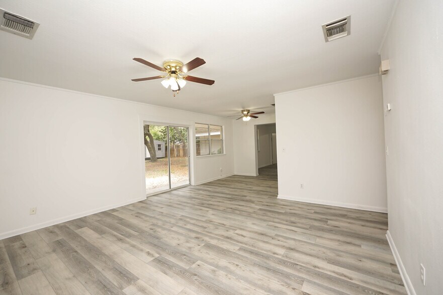 Living Room - 62 Meigs Dr