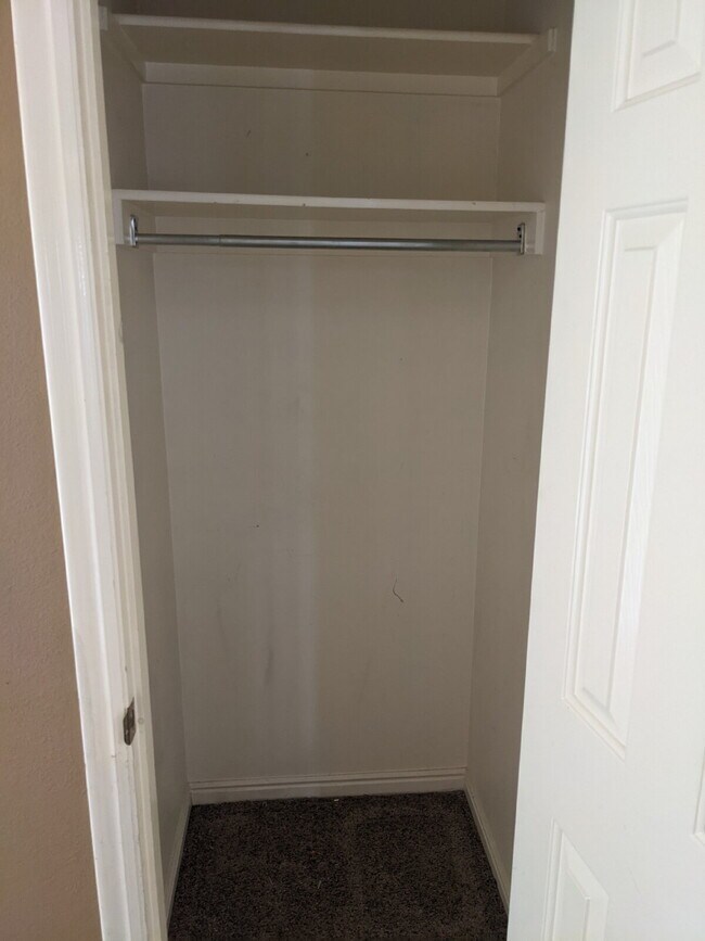 Building Photo - 3-Bed Townhouse in Saint George with Spacious 1400 Sq Ft Layout "