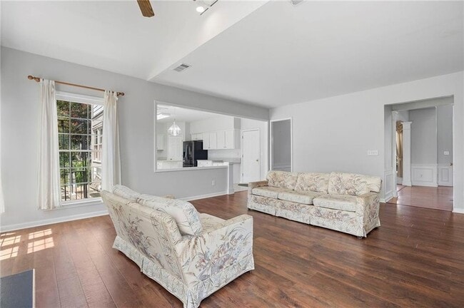 Building Photo - 7810 Brookwood Way