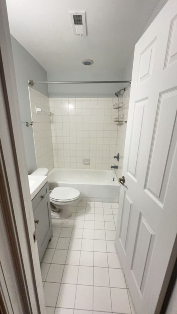 Building Photo - 3212 Toone St