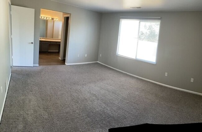 Building Photo - 5189 Mountain Air Cir