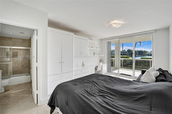 Building Photo - 3801 NE 207th St