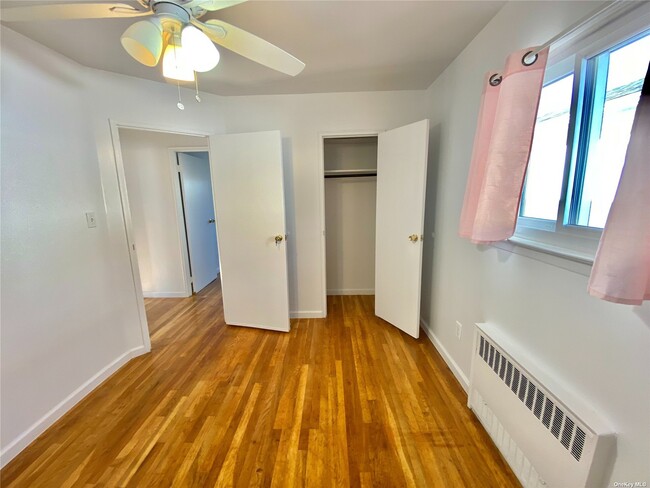 Building Photo - 54-20 Kissena Blvd