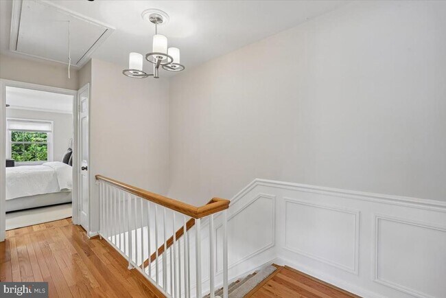 Building Photo - 10931 Wickshire Way