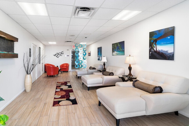 Building Photo - 4020 Galt Ocean Dr