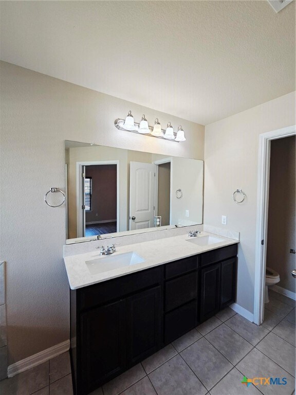 Building Photo - 1000 Desert Rose Cove