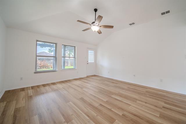 Building Photo - 2037 Cedar Trail