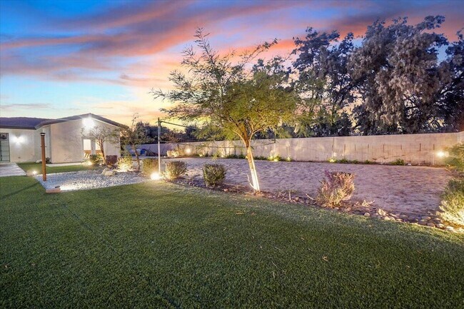 Building Photo - 34620 Via Josefina Dr
