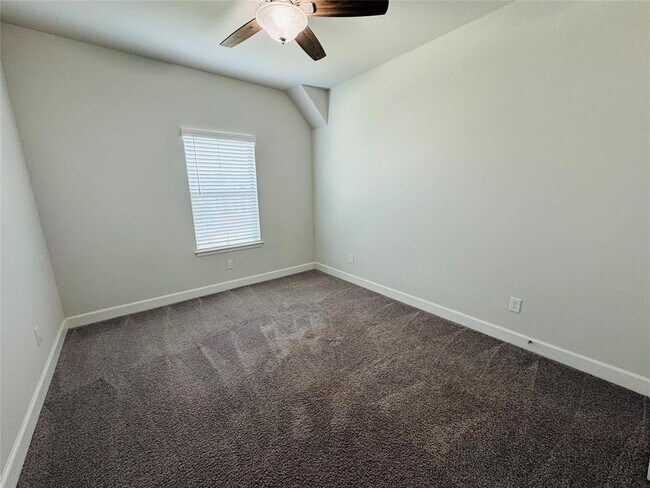 Building Photo - 26510 Star Blossom Ln