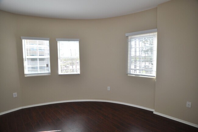 Building Photo - Bonner Casitas Apartments