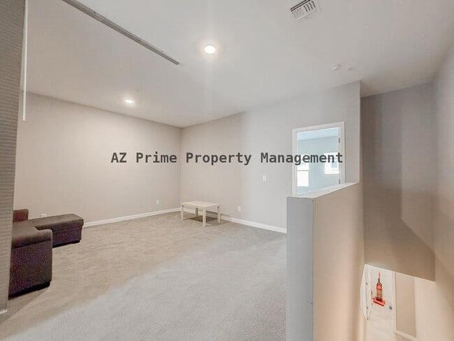 Building Photo - 2269 W Echo Ln