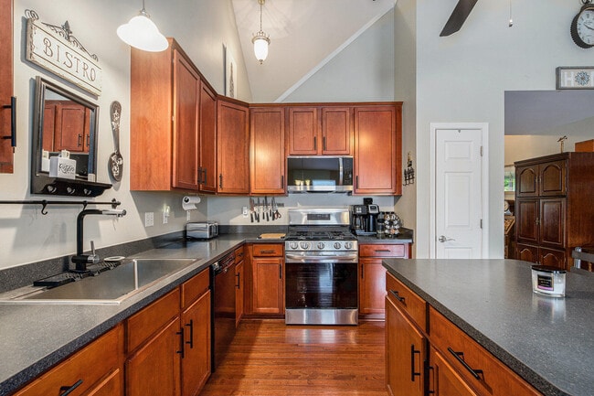 Building Photo - 6275 Schuss Crossing