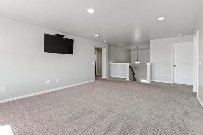 Building Photo - 1706 Honeycomb Dr