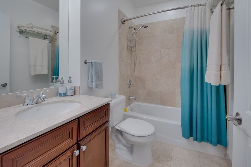 Second Bathroom - 1506 N Sedgwick St