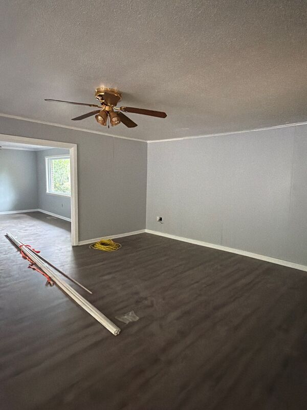 Building Photo - 415 Sylvan Trail