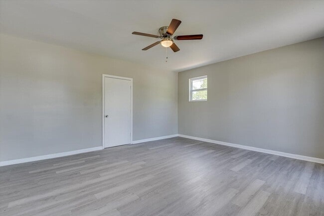 Building Photo - 3635 Spanish Trace Dr