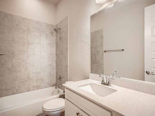 Building Photo - 1220 Highland Ridge Rd