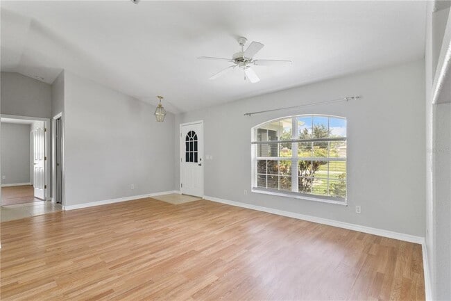 Building Photo - 2745 Nellie Ln