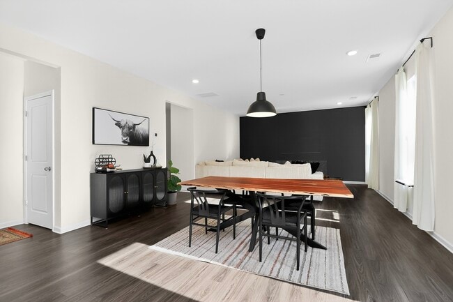 Building Photo - 7132 Wheyfield Dr