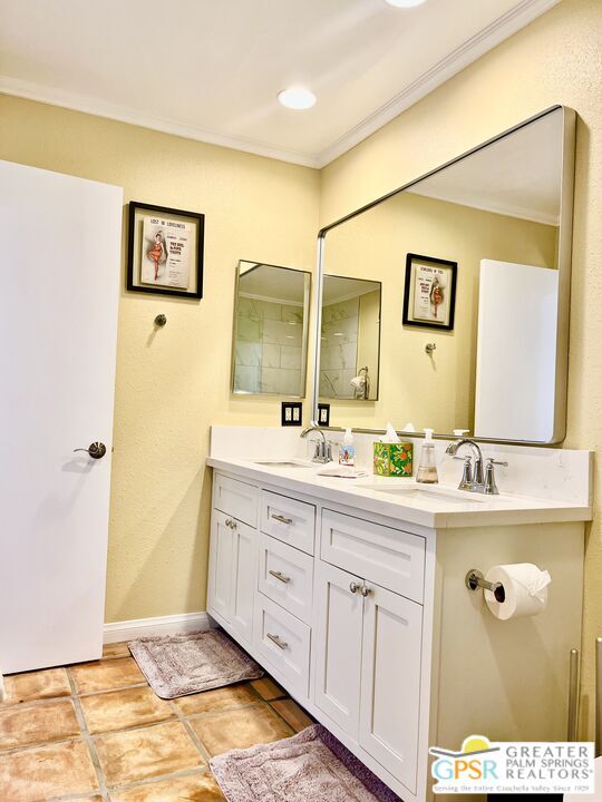 Building Photo - 2441 S Birdie Way