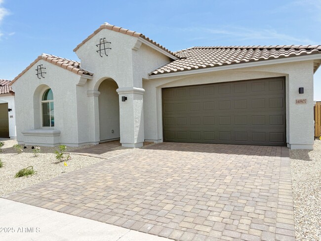 Building Photo - 14807 W Soft Wind Dr