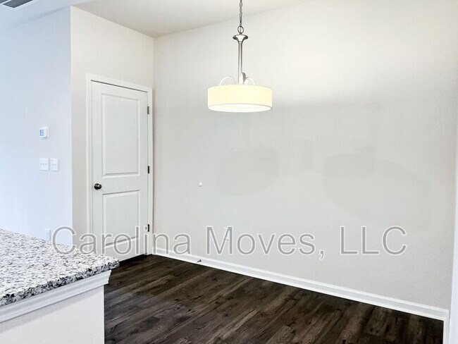 Building Photo - 15 Apollo View Ln