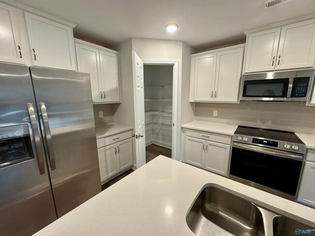 Building Photo - 6229 Pisgah Dr NW