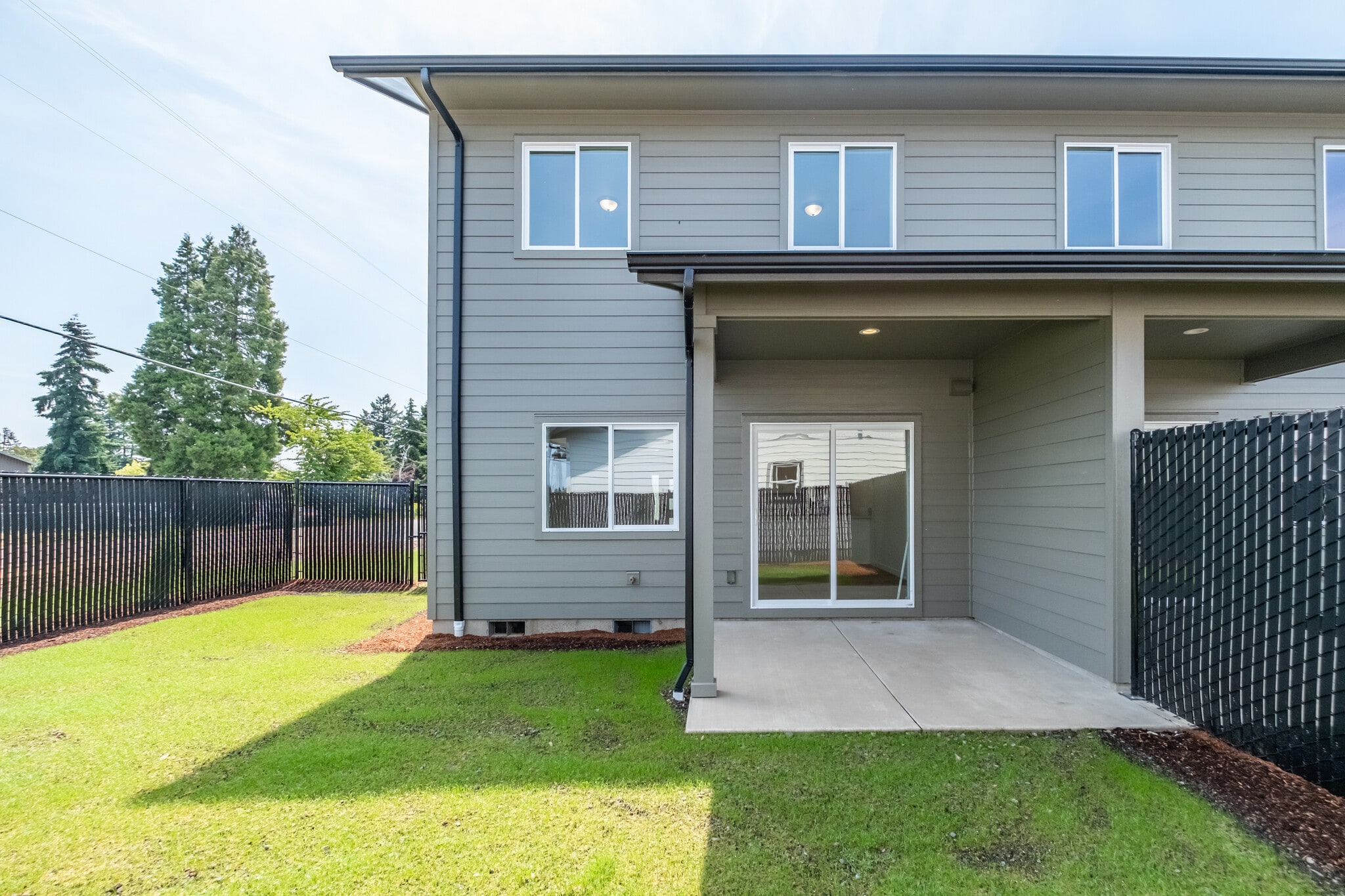 Building Photo - 400 Wagon Wheel Dr