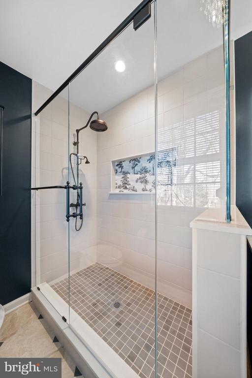 Building Photo - 107 Sorrel Dr