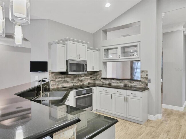 Building Photo - 16806 5th Terrace NE