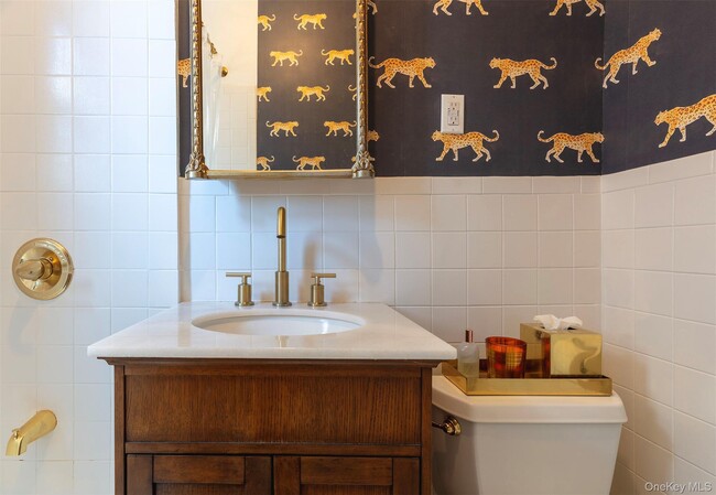 Building Photo - 76-66 Austin St