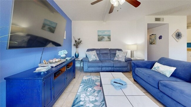 Building Photo - 15005 Windward Dr