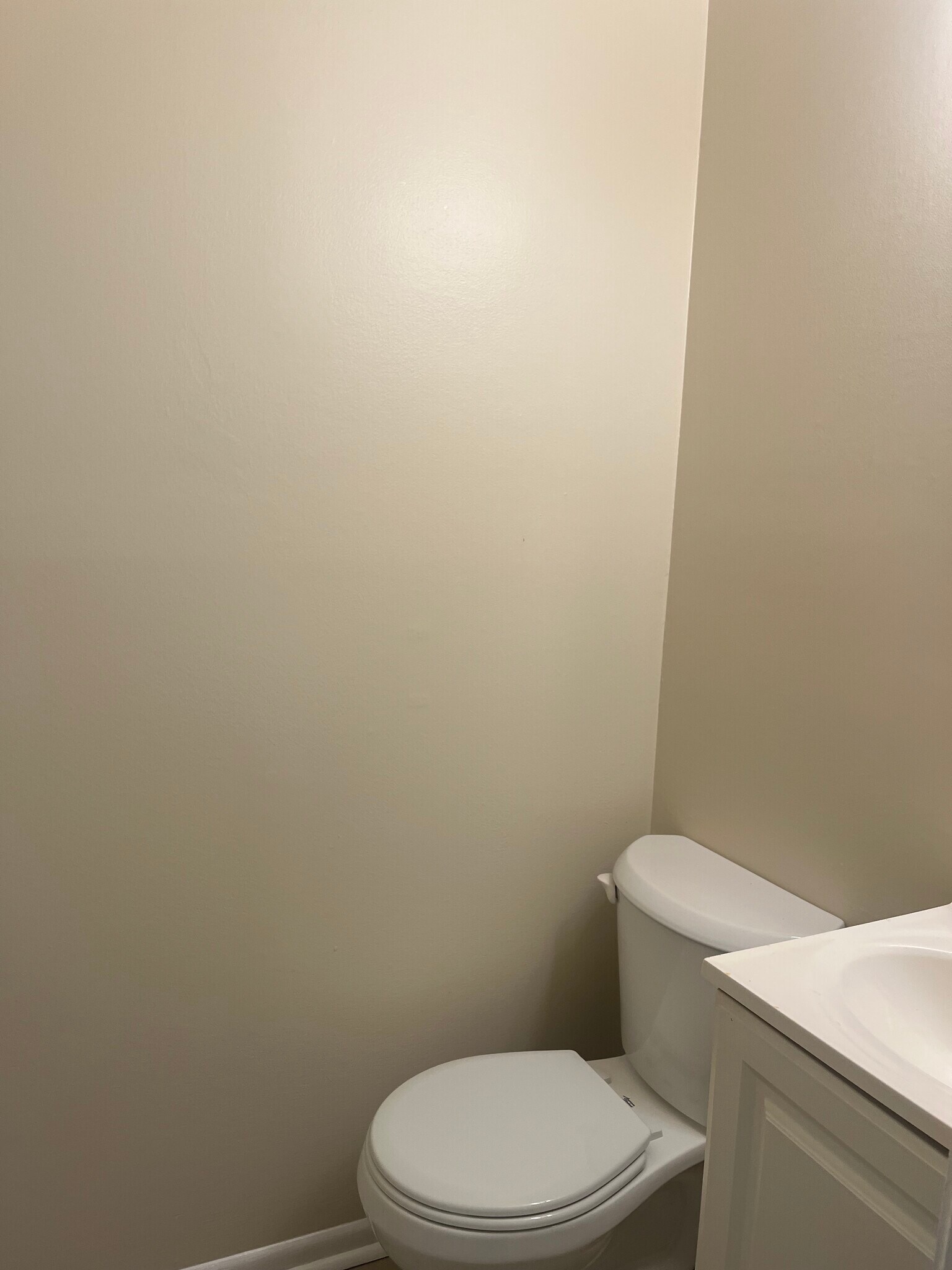 Building Photo - 104 Tuckahoe Square E