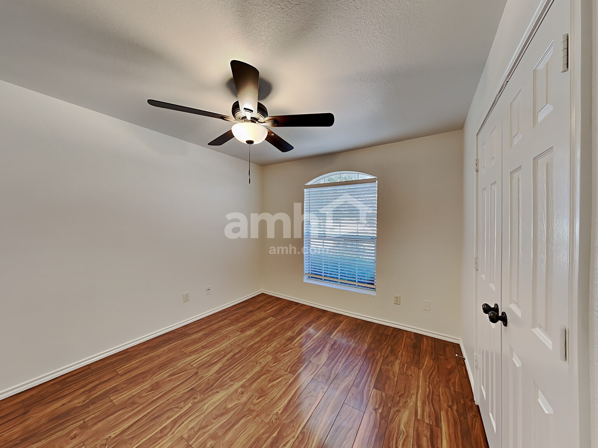 Building Photo - 6928 Denver City Dr