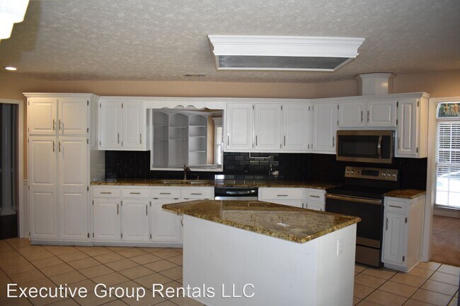 Building Photo - 4 br, 3.5 bath House - 8585 Midland Road