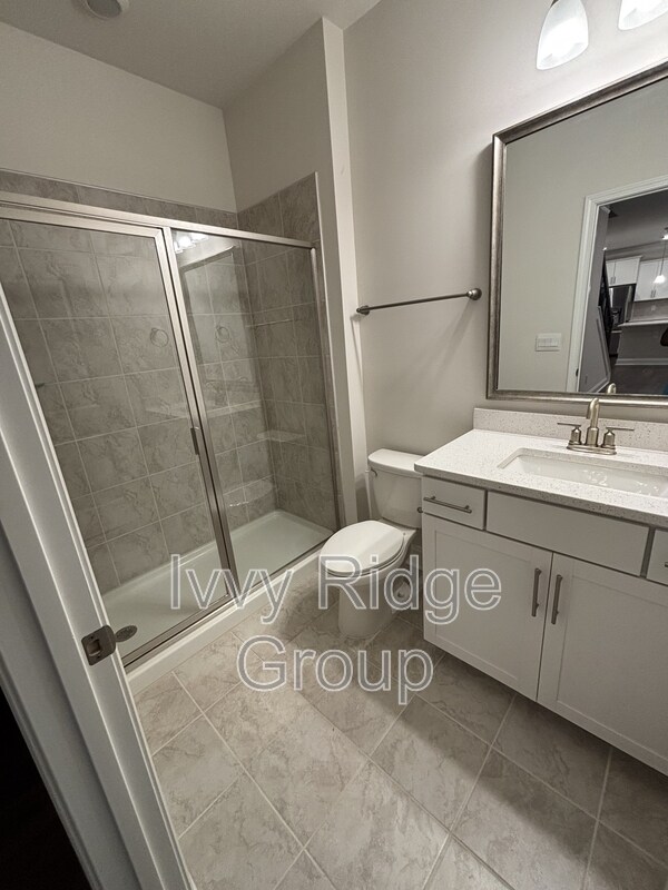 Building Photo - 4867 Tacoma Dr