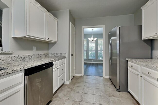 Building Photo - 1714 Sterling Village Dr