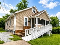 Building Photo - 307 Alsobrook St