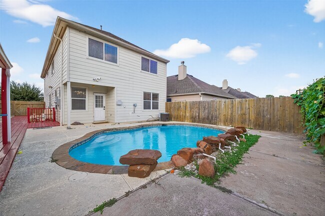 Building Photo - 12731 Heather Landing Ln