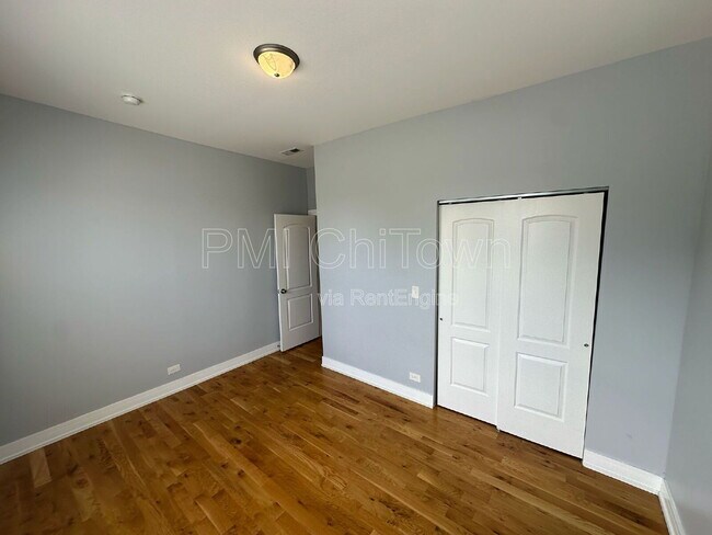 Building Photo - 342 E 50th St