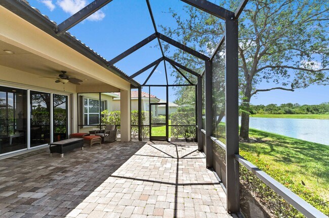 Building Photo - 9220 Short Chip Cir