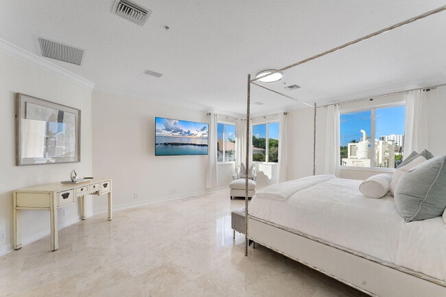 Building Photo - 3632 S Ocean Blvd